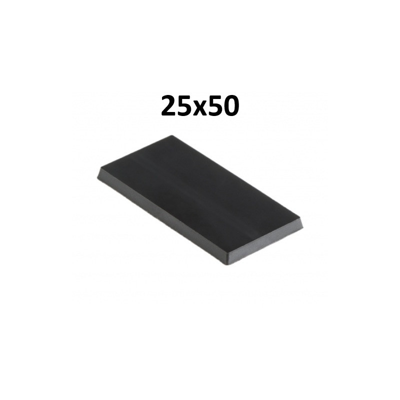 Pack of 25x50mm square bases